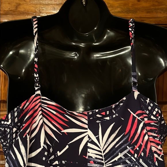 Tropical Palm Leaf Print Dress - Picture 6 of 8